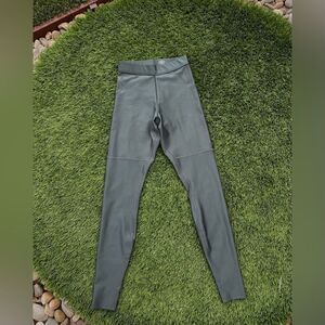 Alo Green Leggings Sz XXS